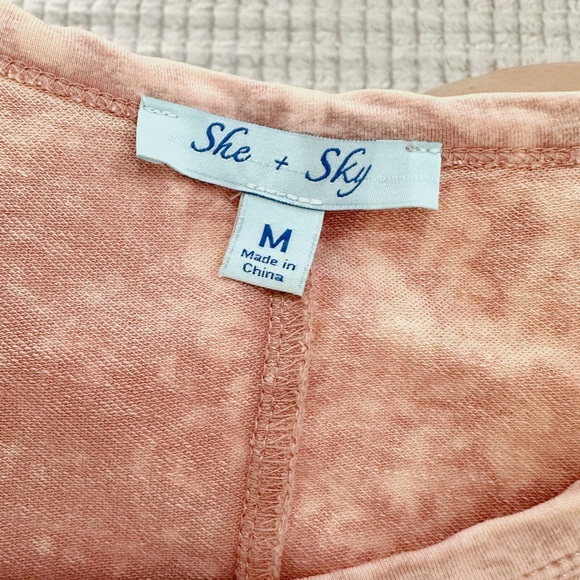 She and Sky Sunbleached Crop Tee - Picture 3 of 3